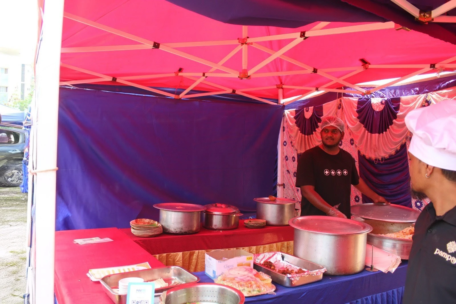Food stall moment eight